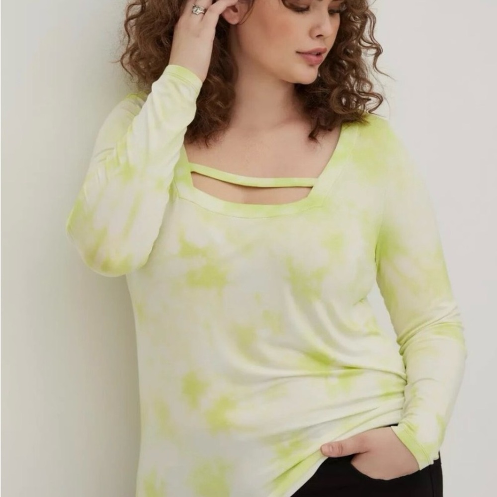 Torrid •love sick neon green & white tie-dye top